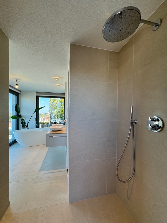 Dusche Ansicht 2