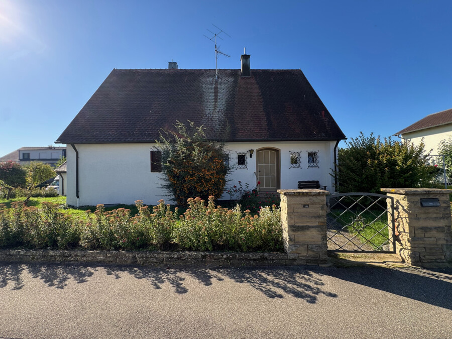 Straßenansicht