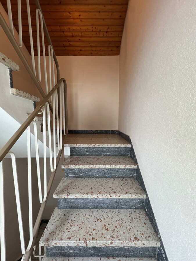Treppe ins DG