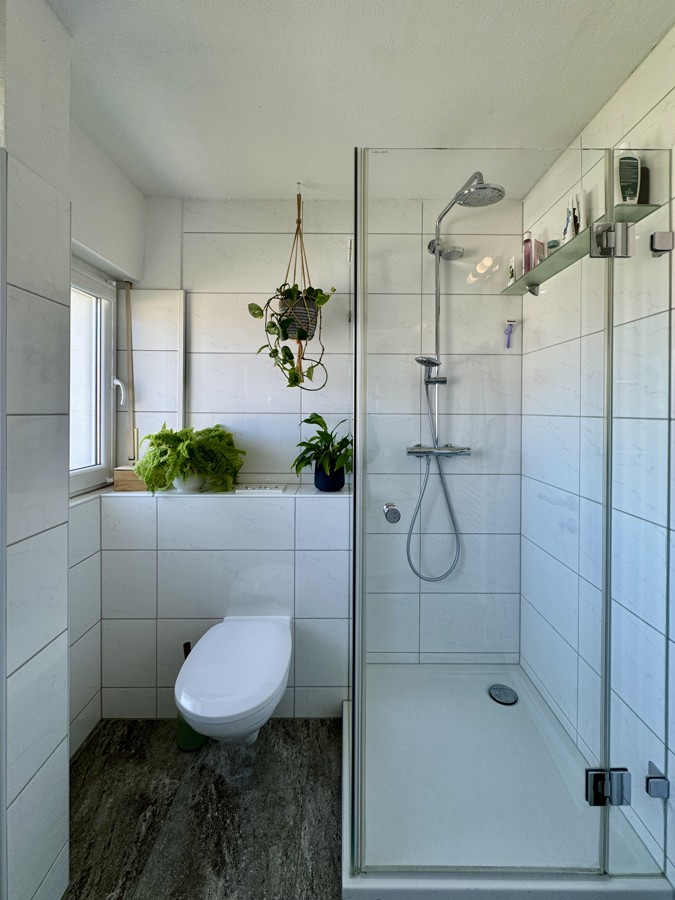 Badezimmer Ansicht 2