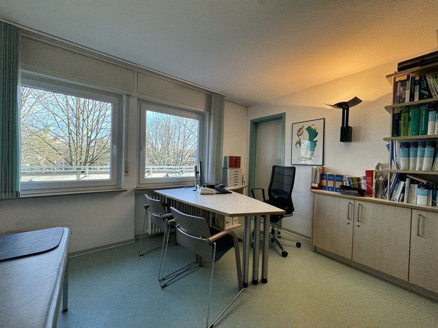 Behandlungszimmer 2/ Schlafzimmer