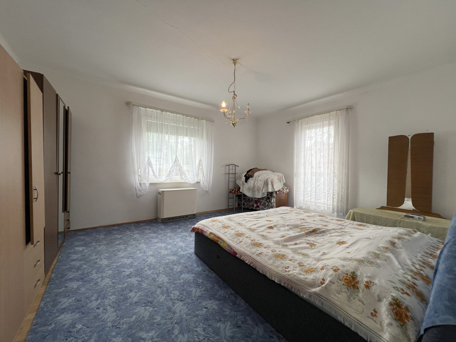 EG Schlafzimmer