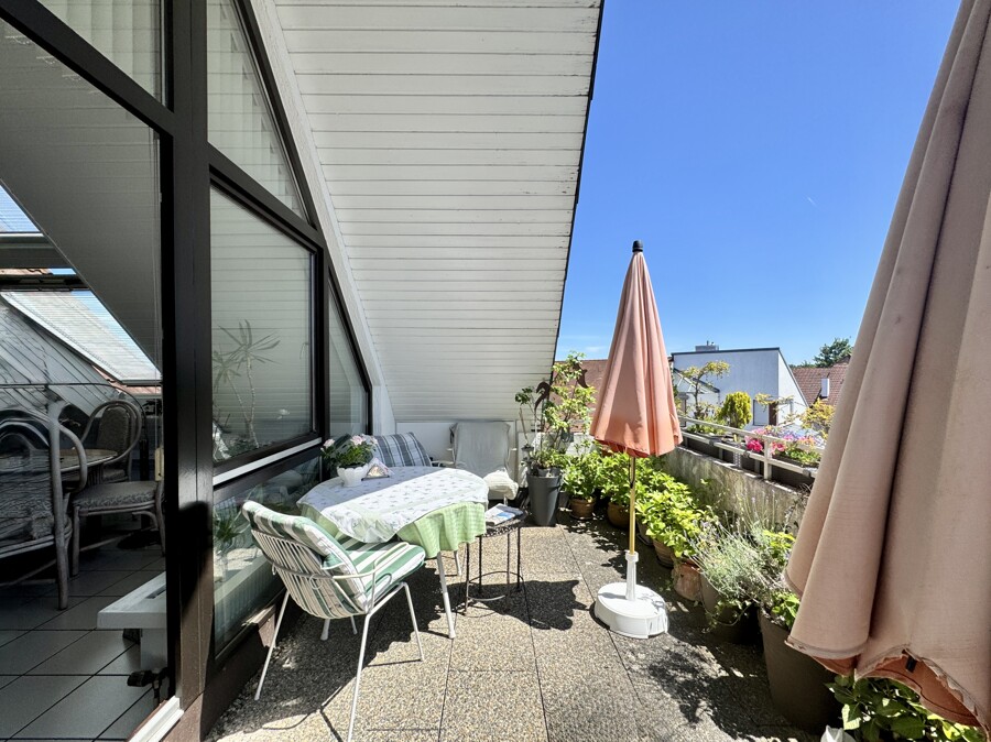 Süd-Balkon Ansicht 3
