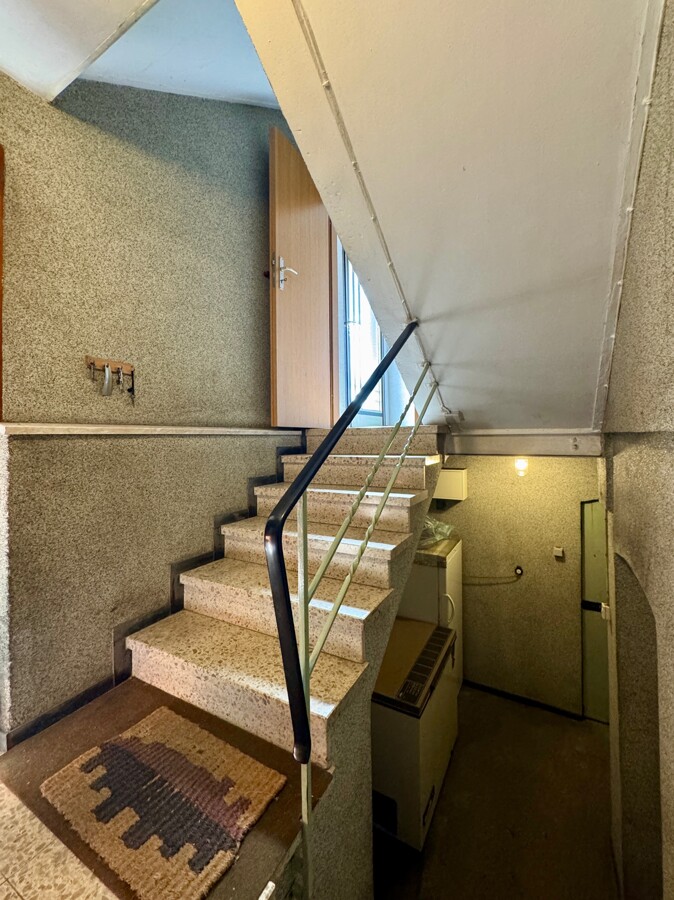 Treppe ins UG