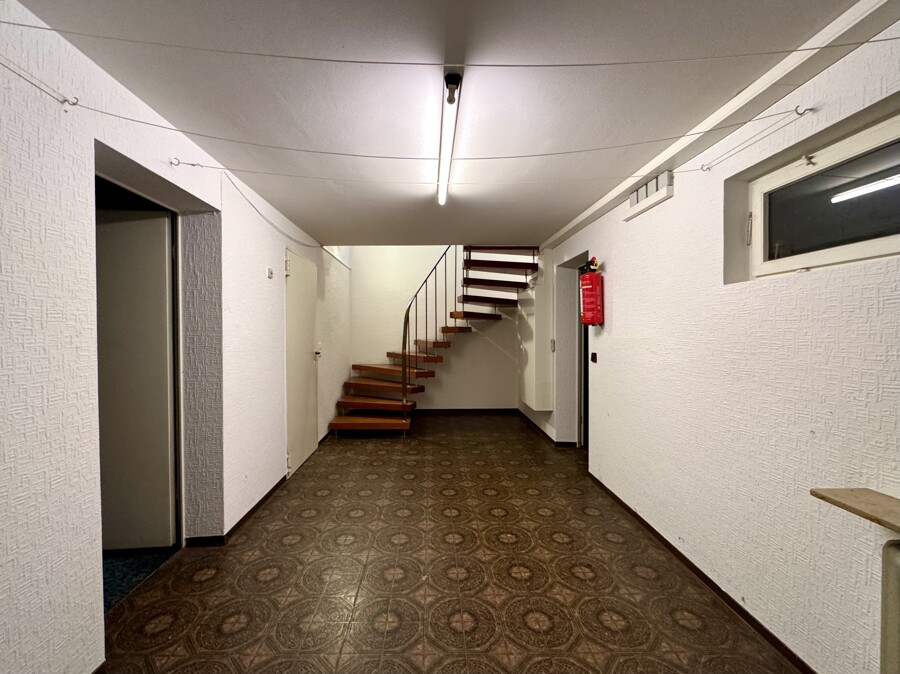 UG Vorplatz