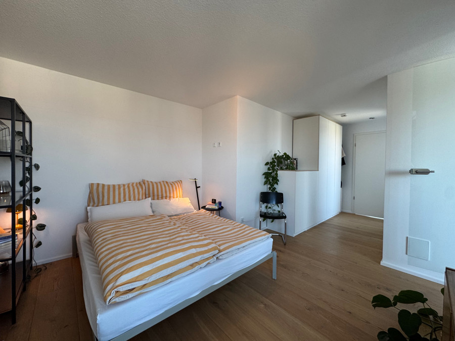 Schlafzimmer Ansicht 1