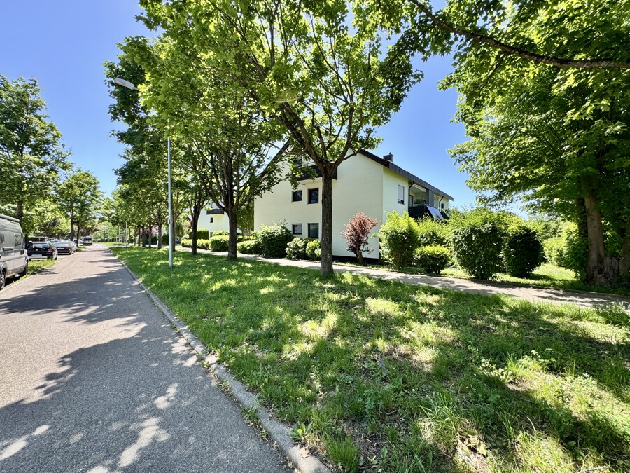 Straßenansicht 3
