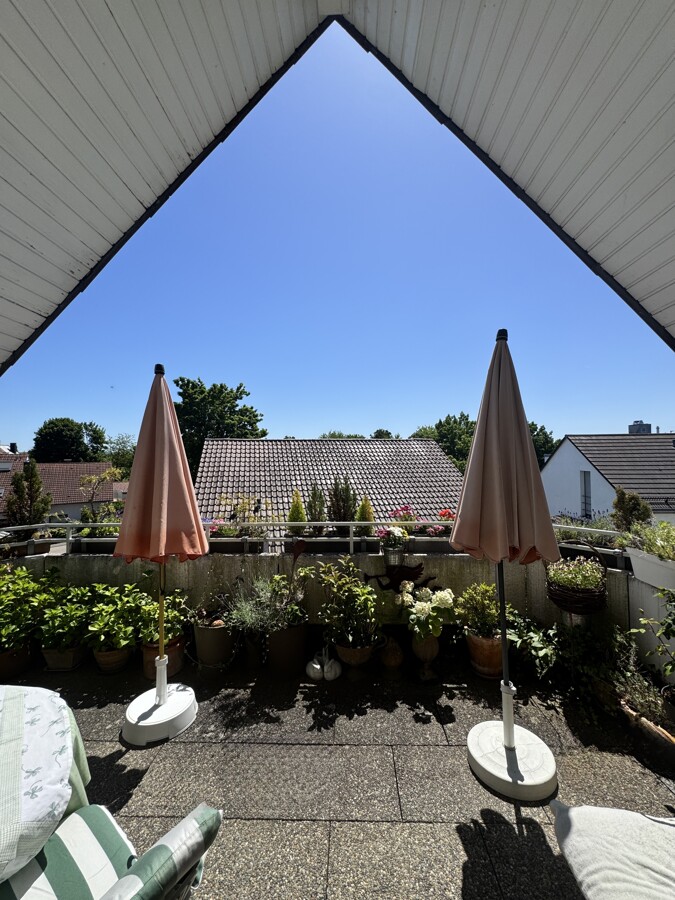 Süd-Balkon Ansicht 1