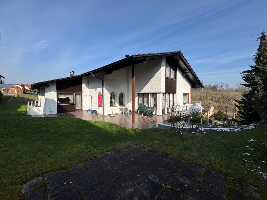 Rückansicht mit Garten