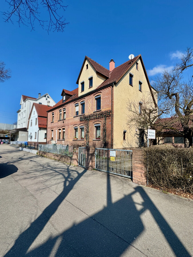 Straßenansicht 
