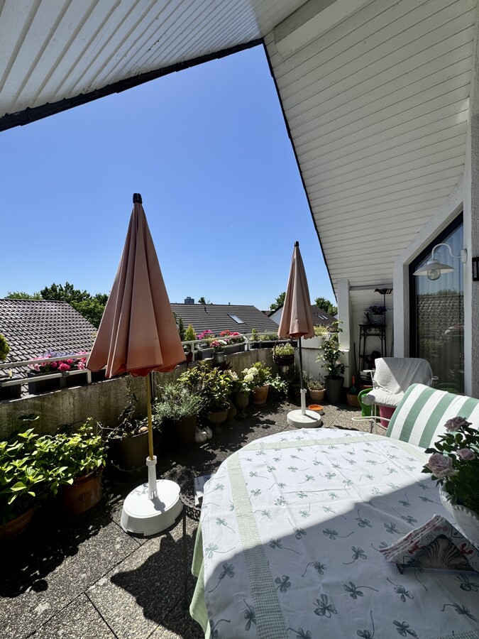 Süd-Balkon Ansicht 2
