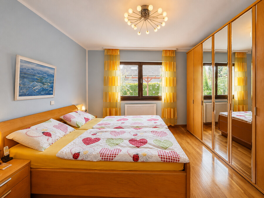 EG Schlafzimmer