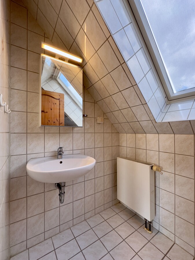 DG rechts ELW Schlafzimmer und Bad 2