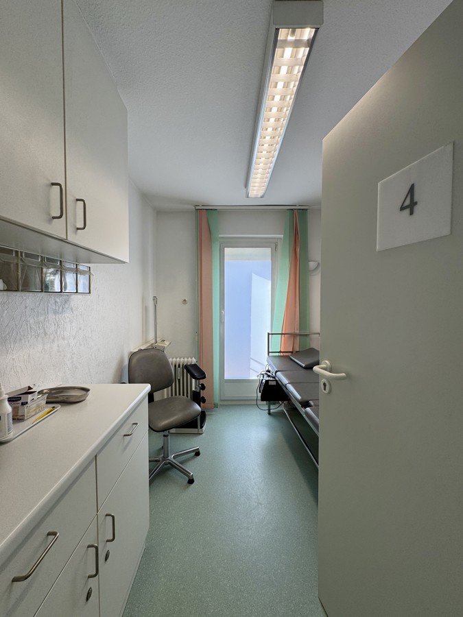 Behandlungszimmer 4 Ansicht 2