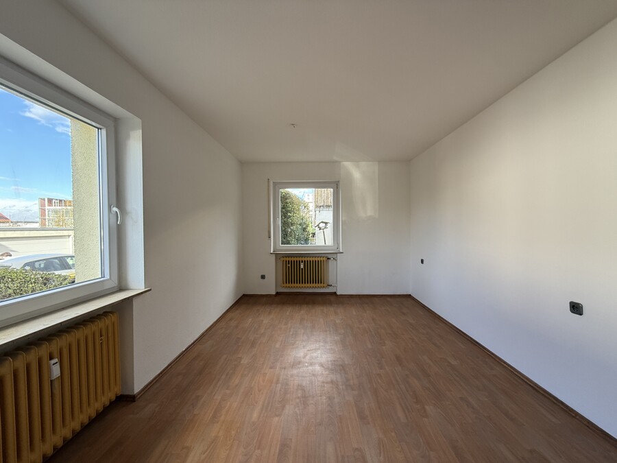 Haus 1 UG rechts Schlafzimmer
