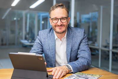 Tobias Rienhardt, Immobilien Rienhardt