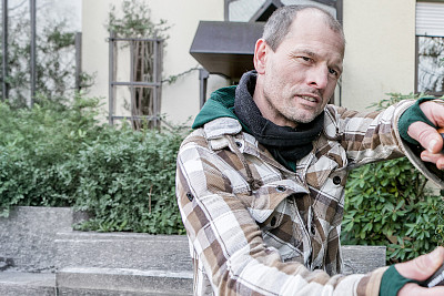 Jörg Steinlöchner, Unser Herr Rausputzer, Immobilien Rienhardt